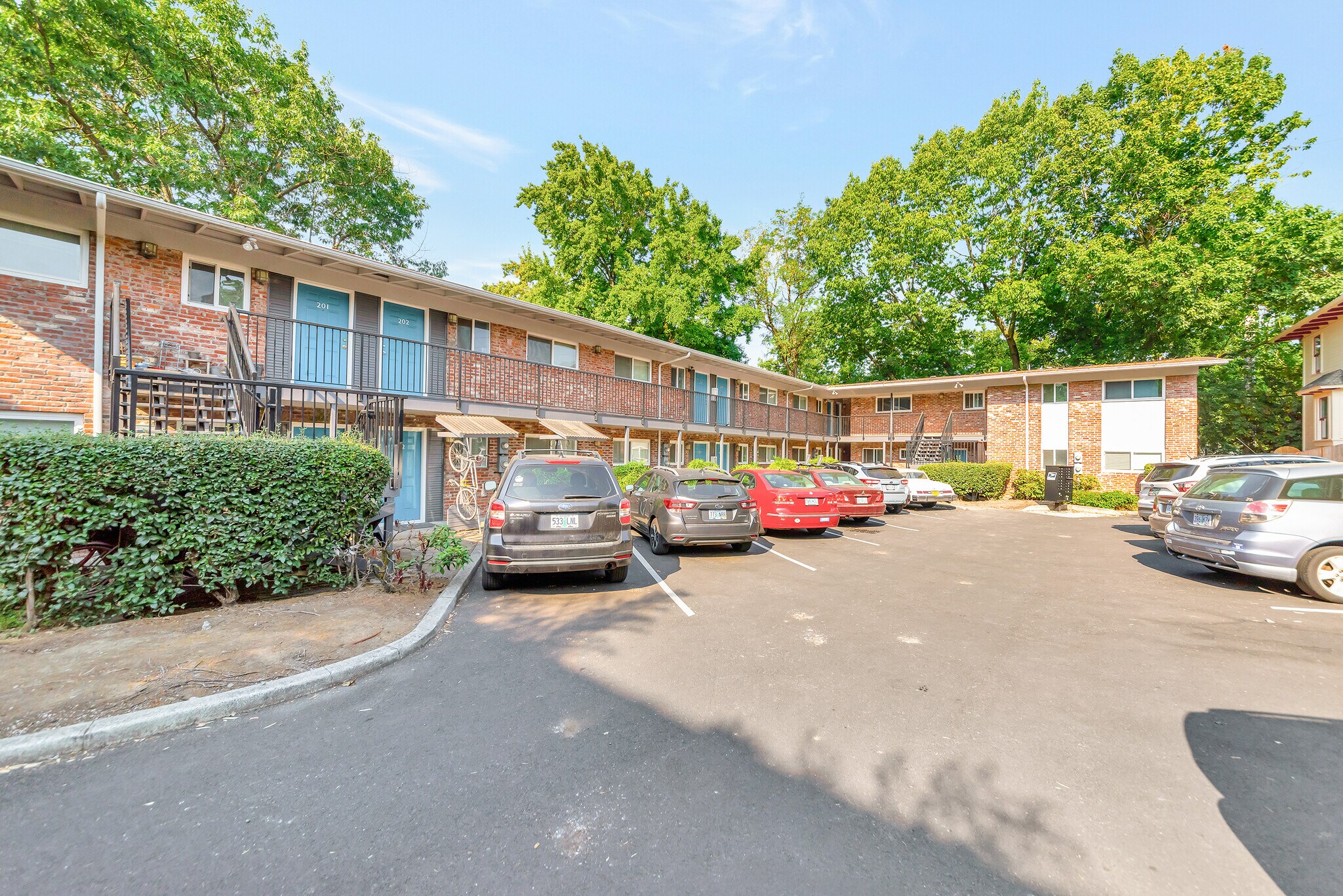 1800 SE Stark St, Portland, OR for sale Building Photo- Image 1 of 1