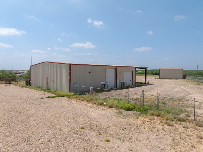3661 Fm 468, Cotulla, TX for sale - Building Photo - Image 2 of 11