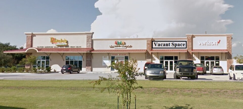 8109 W Judge Perez Dr, Chalmette, LA for sale - Primary Photo - Image 1 of 1