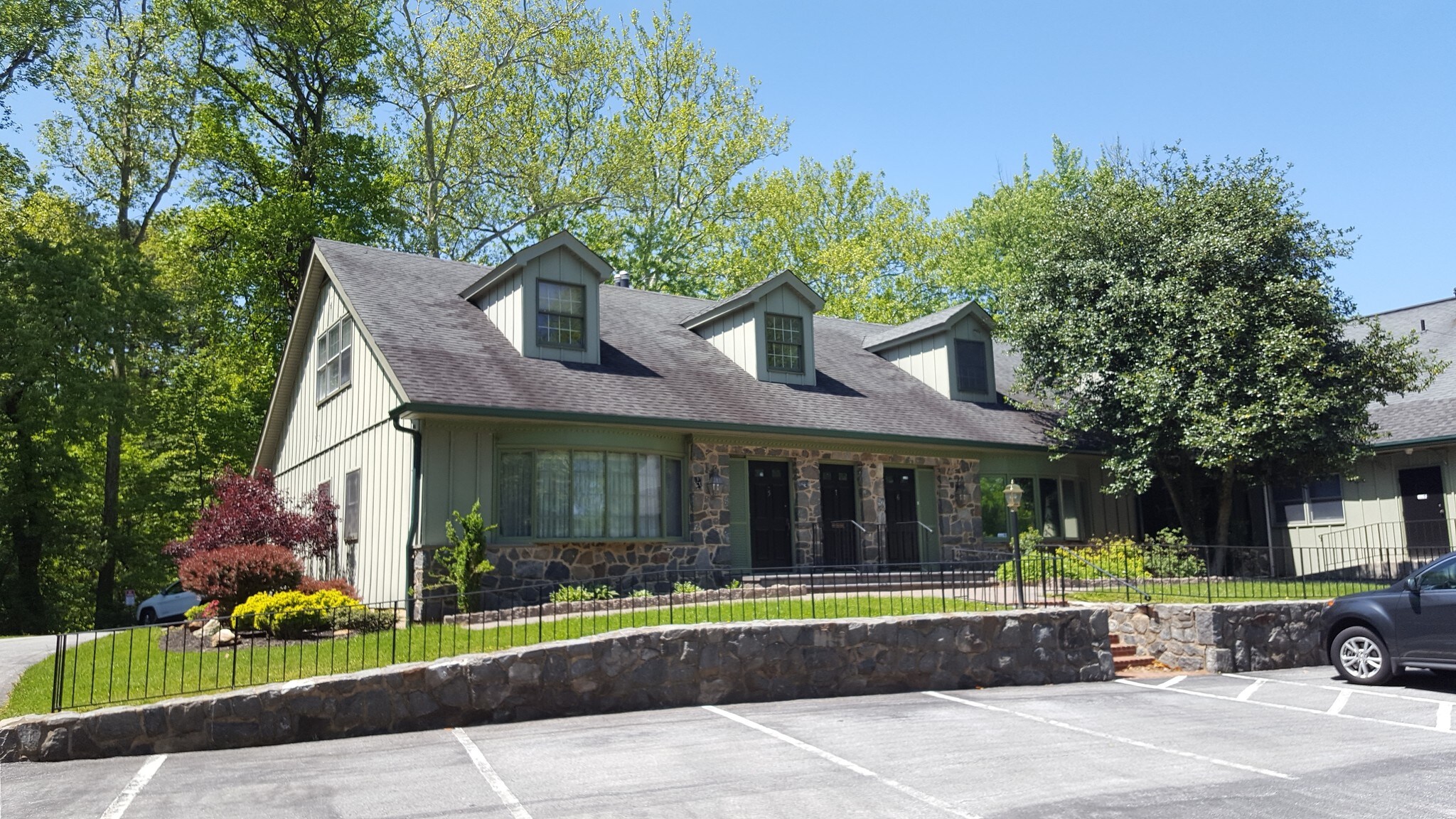 179 W Chestnut Hill Rd, Newark, DE for sale Building Photo- Image 1 of 1