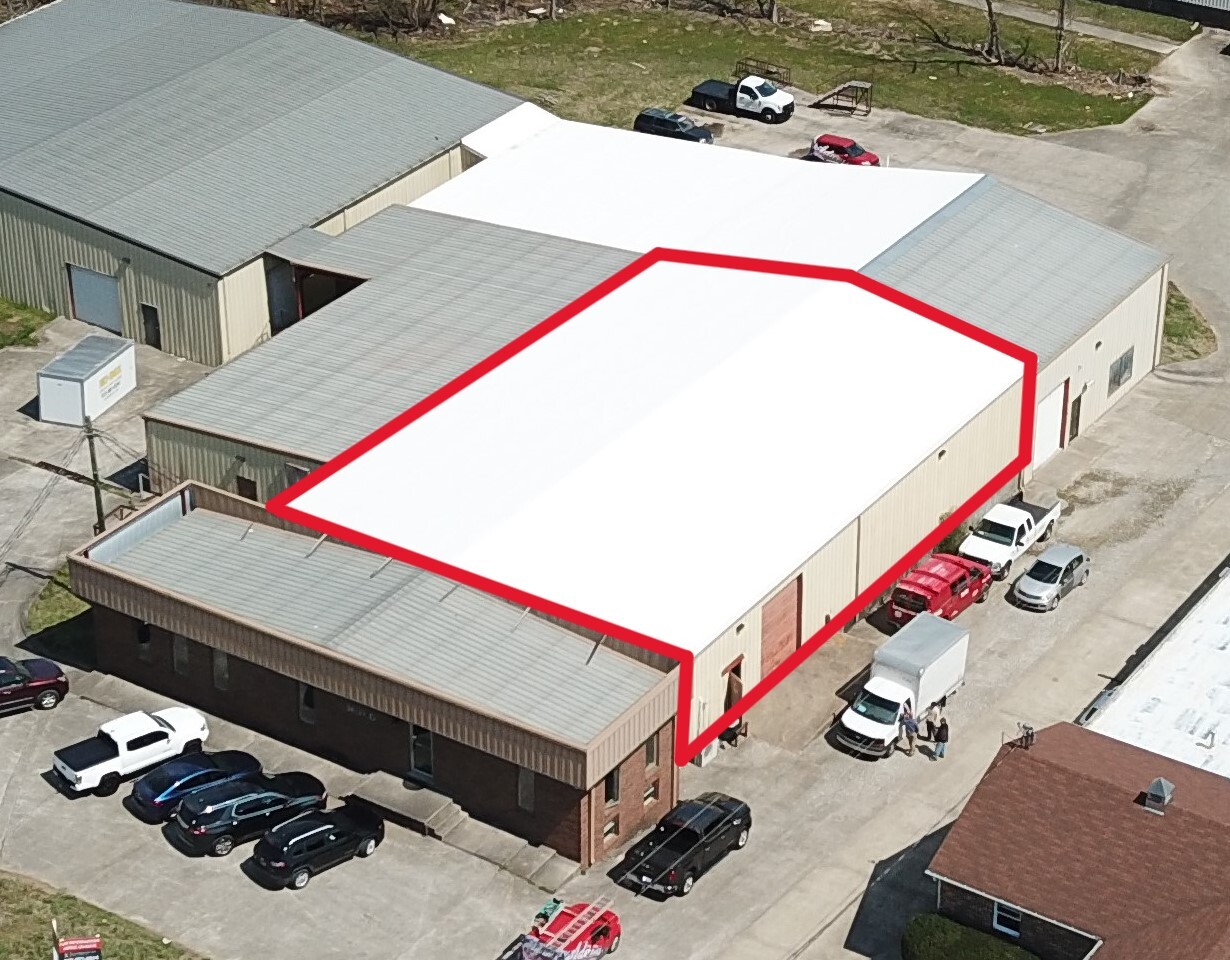 335 Industrial Dr, Mount Juliet, TN for lease Building Photo- Image 1 of 7