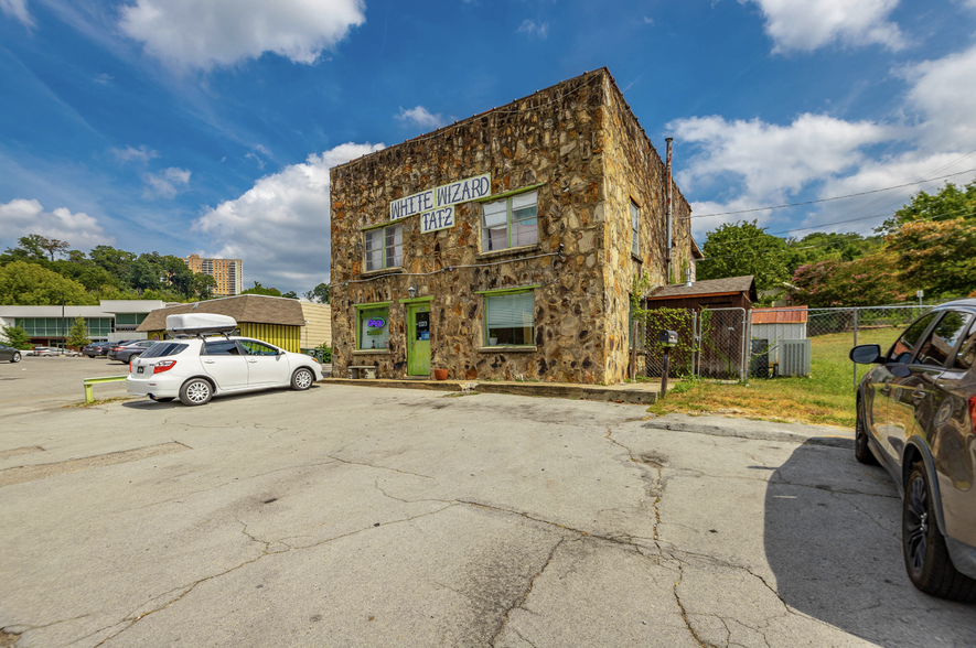 605 Cherokee Blvd, Chattanooga, TN for sale - Building Photo - Image 1 of 20