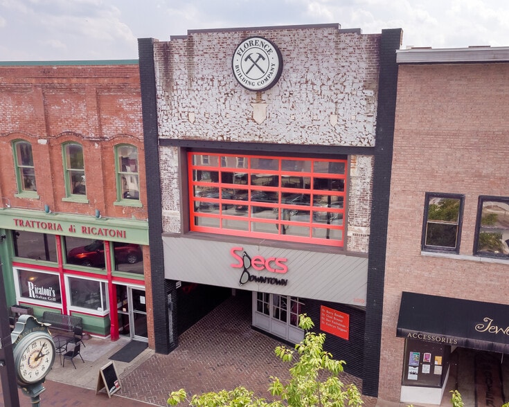 109 N Court St, Florence, AL for sale - Primary Photo - Image 1 of 38