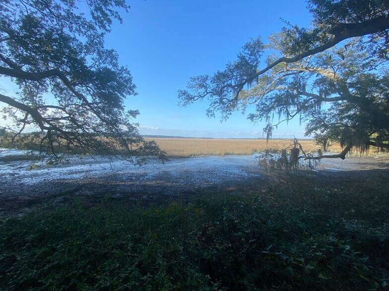 View Photo