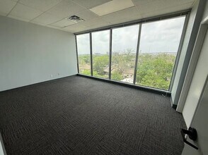 1106 Clayton Ln, Austin, TX for lease Interior Photo- Image 1 of 1