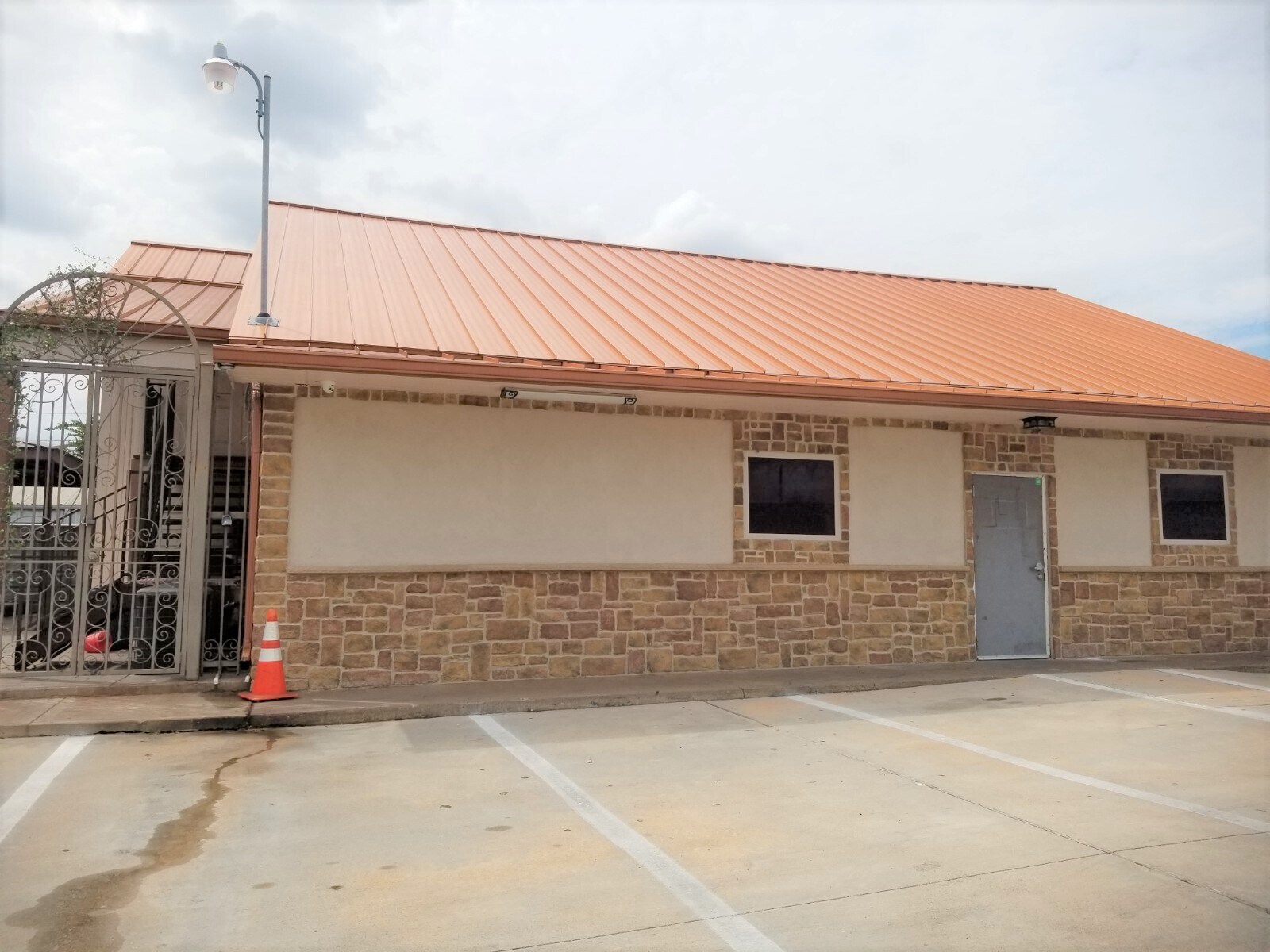 1014 Brazos, Rosenberg, TX for sale Building Photo- Image 1 of 1