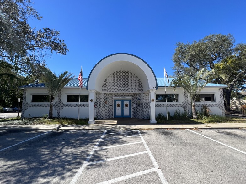 1254 S Pinellas Ave, Tarpon Springs, FL for sale - Building Photo - Image 1 of 1