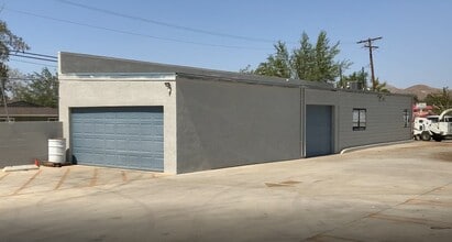18737 Highway 18, Apple Valley, CA for lease Interior Photo- Image 2 of 3