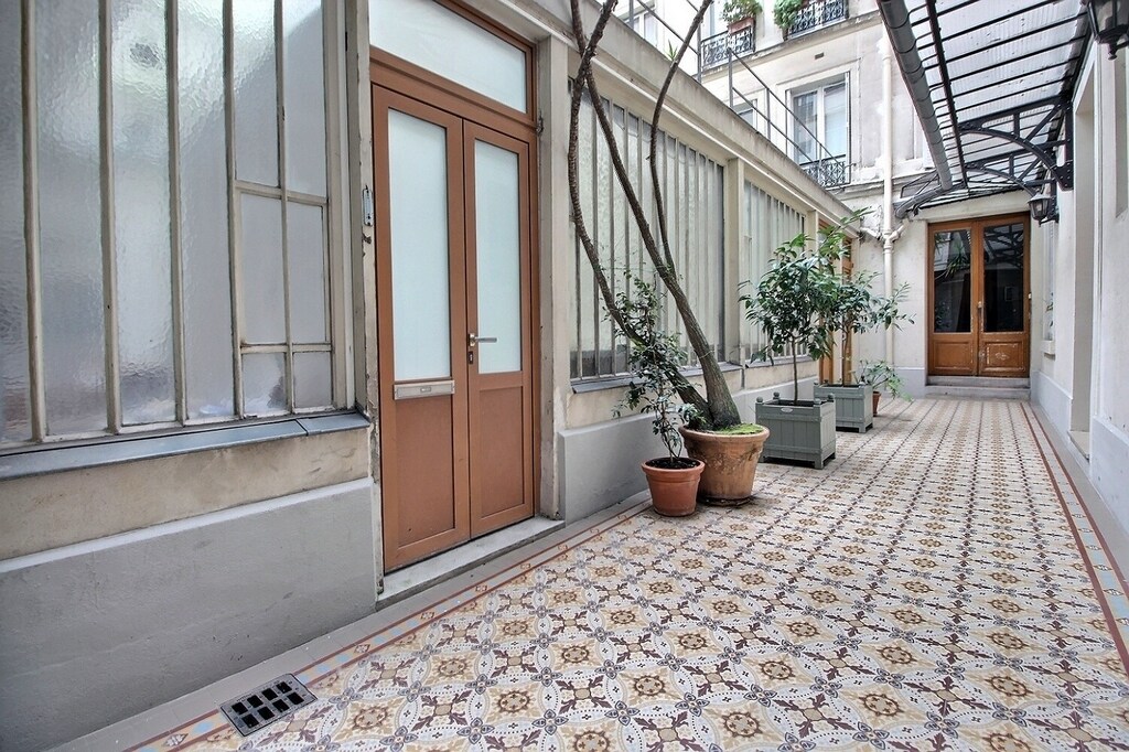19 Rue De Rocroy, Paris for sale Other- Image 1 of 2