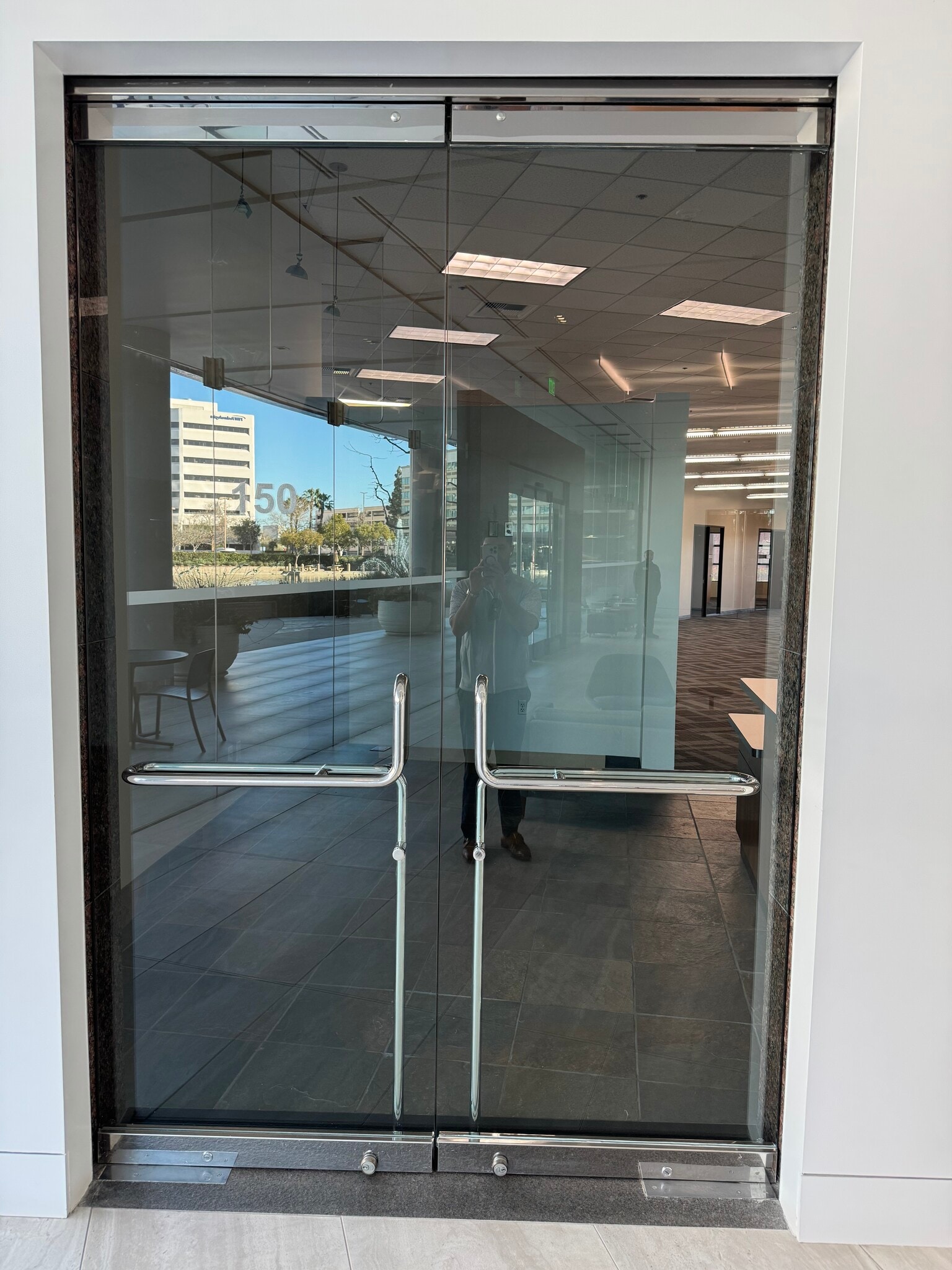 4 Hutton Centre Dr, Santa Ana, CA for lease Building Photo- Image 1 of 6