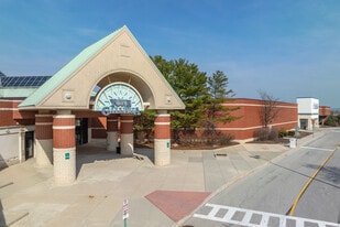 Prime Anchor Space In Regional Mall - Storefront Property