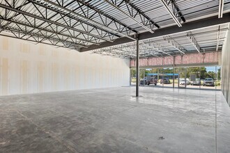 2139 Highway 146 Byp, Liberty, TX for lease Interior Photo- Image 1 of 6