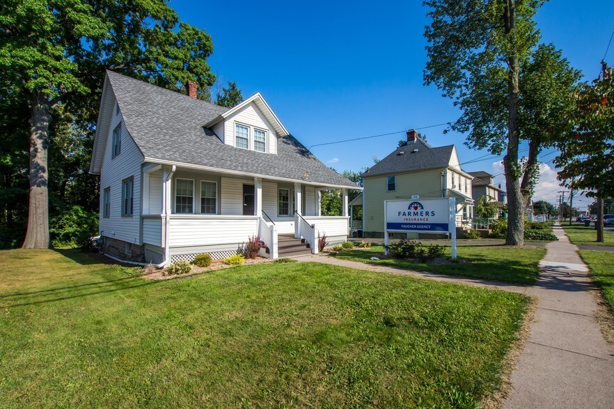 312 Silas Deane Hwy, Wethersfield, CT for sale - Building Photo - Image 1 of 1