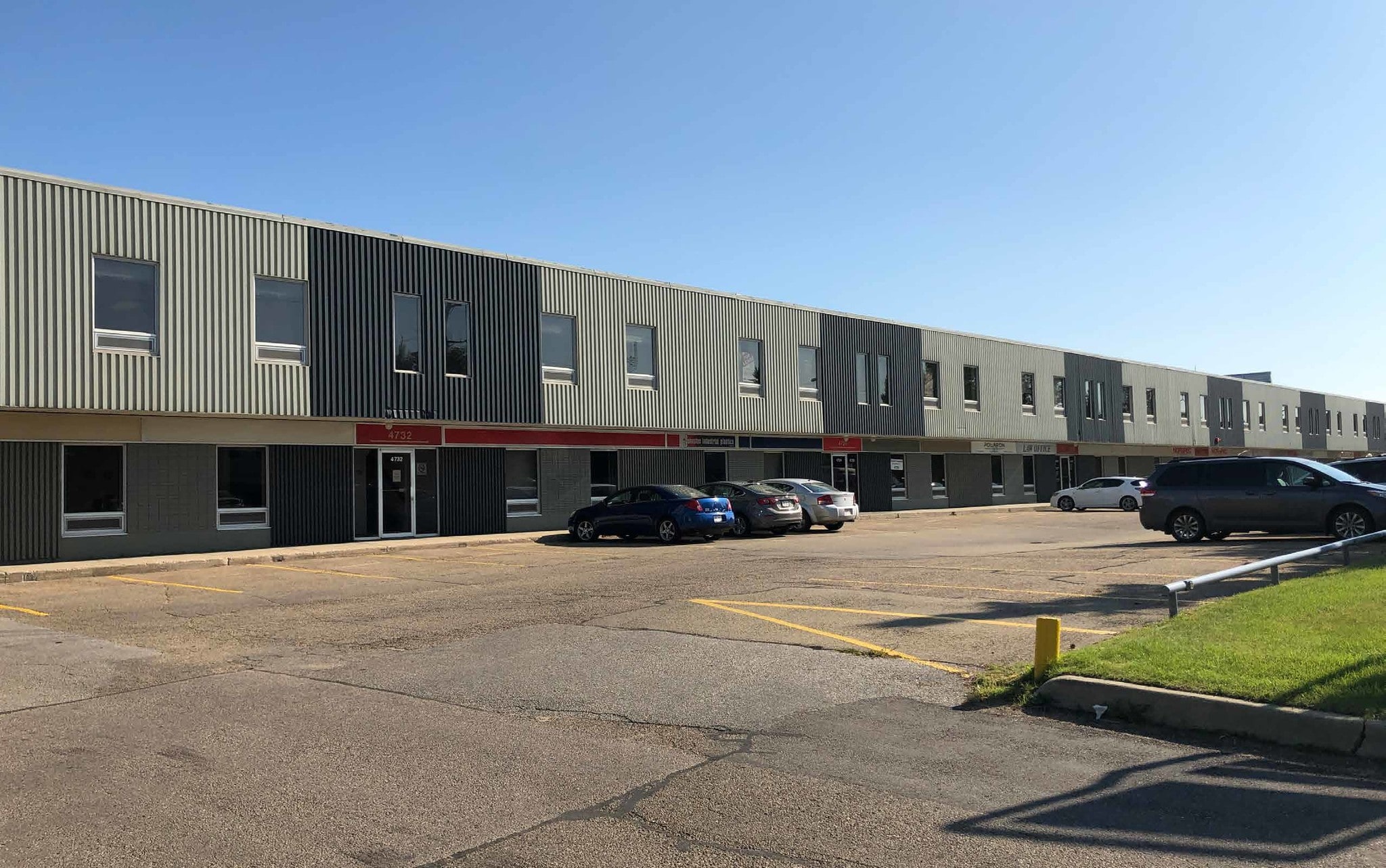4630-4732 91st Ave NW, Edmonton, AB for lease Building Photo- Image 1 of 5