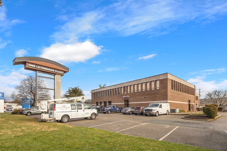 1 Lethbridge Plz, Mahwah, NJ for lease - Building Photo - Image 1 of 28