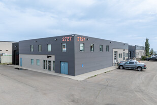 2727-2755 Centre Ave SE, Calgary AB - Warehouse