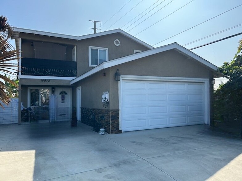 10972 Endry St, Anaheim, CA for sale - Primary Photo - Image 1 of 10