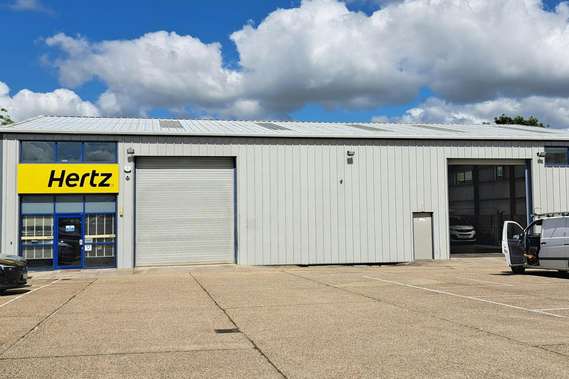 Armstrong Rd, Basingstoke for sale Building Photo- Image 1 of 1