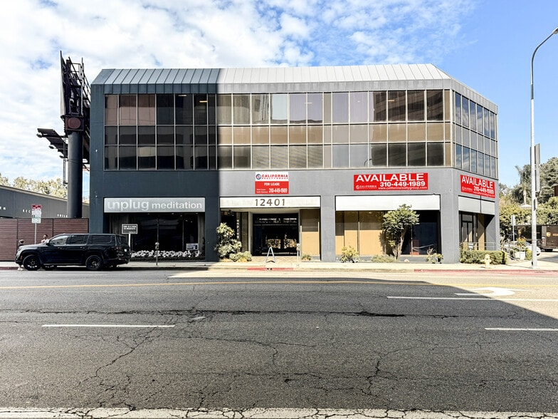 12401 Wilshire Blvd, Los Angeles, CA for lease - Building Photo - Image 2 of 25
