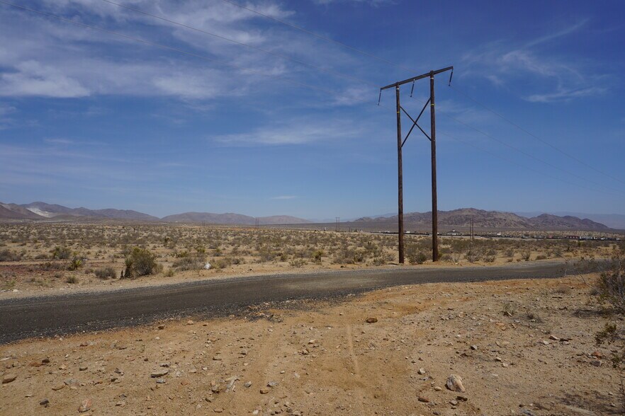 Central Rd, Apple Valley, CA for sale - Primary Photo - Image 1 of 1