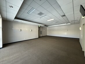 5968 Silver Creek Valley Rd, San Jose, CA for lease Building Photo- Image 1 of 7