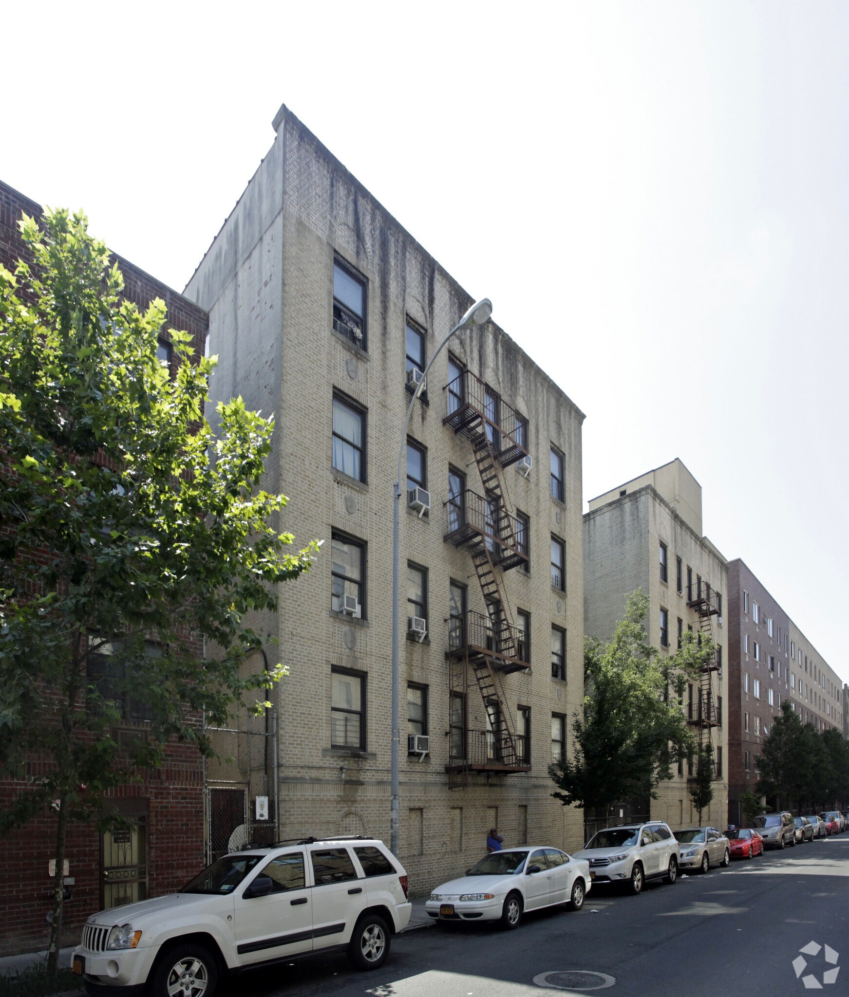 1343 Ogden Ave, Bronx, NY for lease Primary Photo- Image 1 of 7