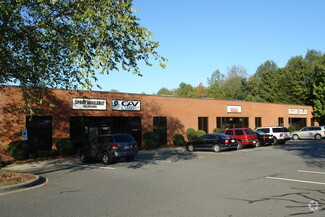 More details for 1421 Orchard Lake Dr, Charlotte, NC - Industrial for Lease