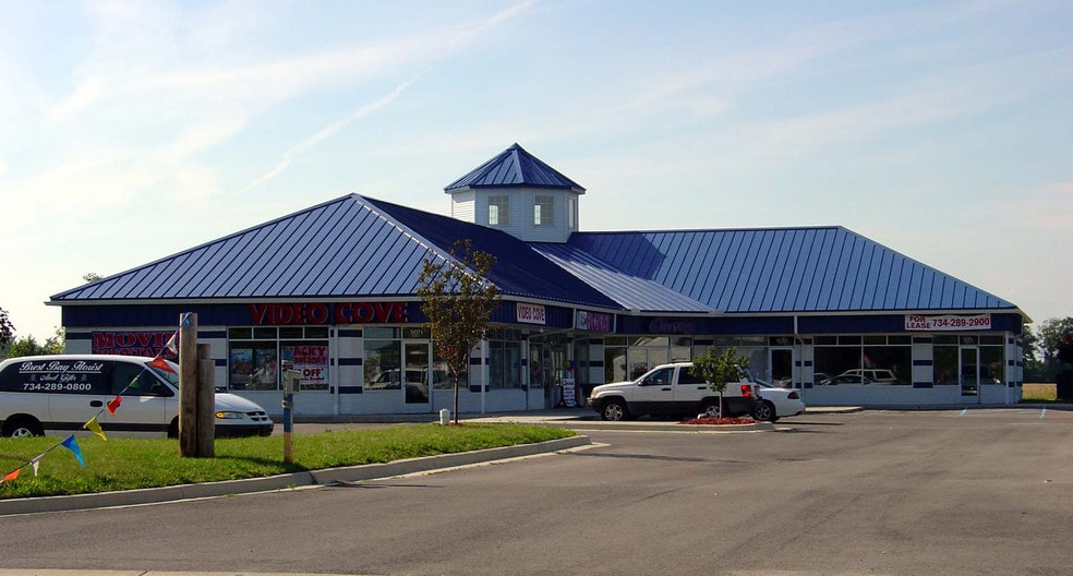 5071 Dixie Hwy, Newport, MI for lease - Building Photo - Image 3 of 16