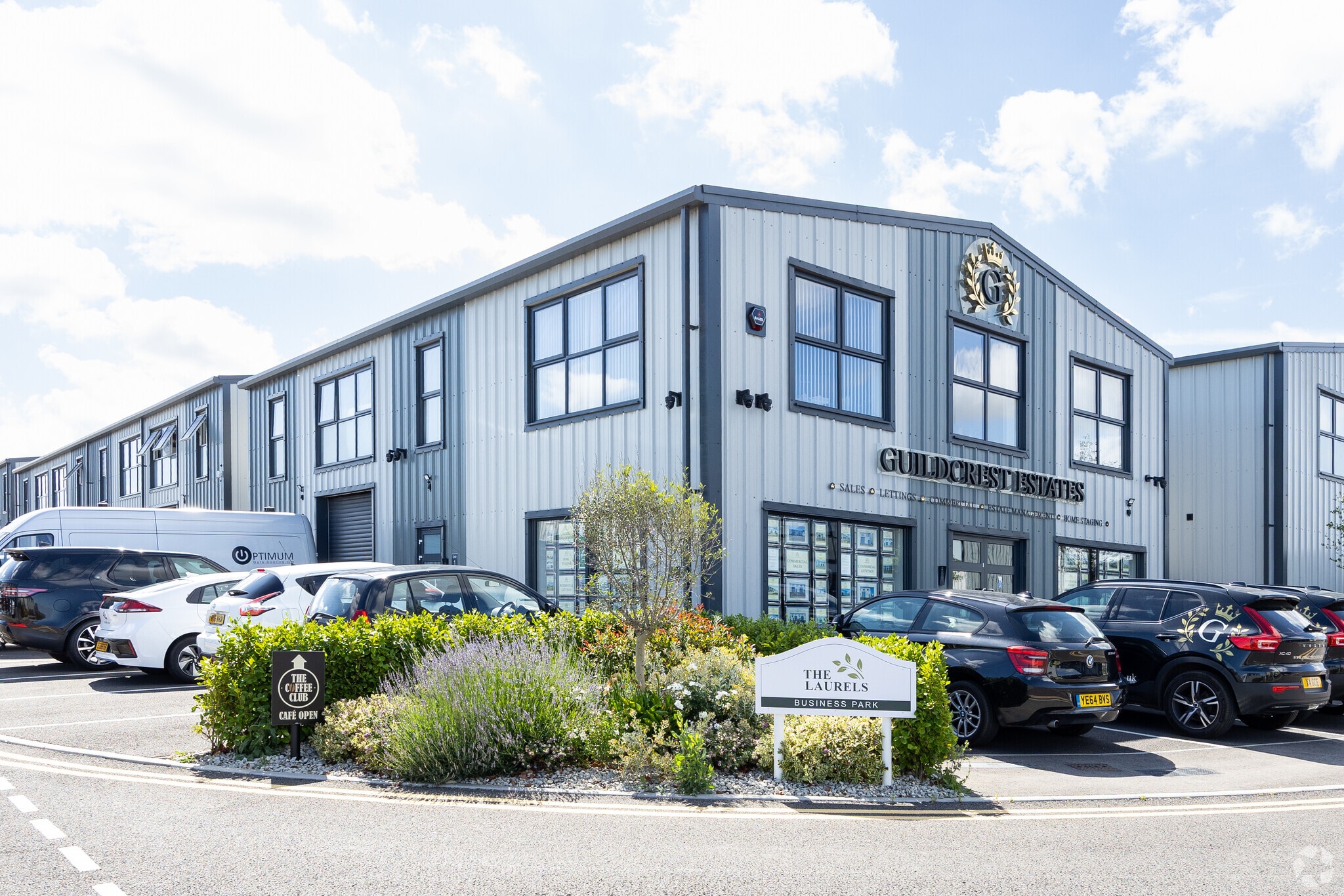 Unit 2 Spitfire Way, Ramsgate for lease Primary Photo- Image 1 of 11