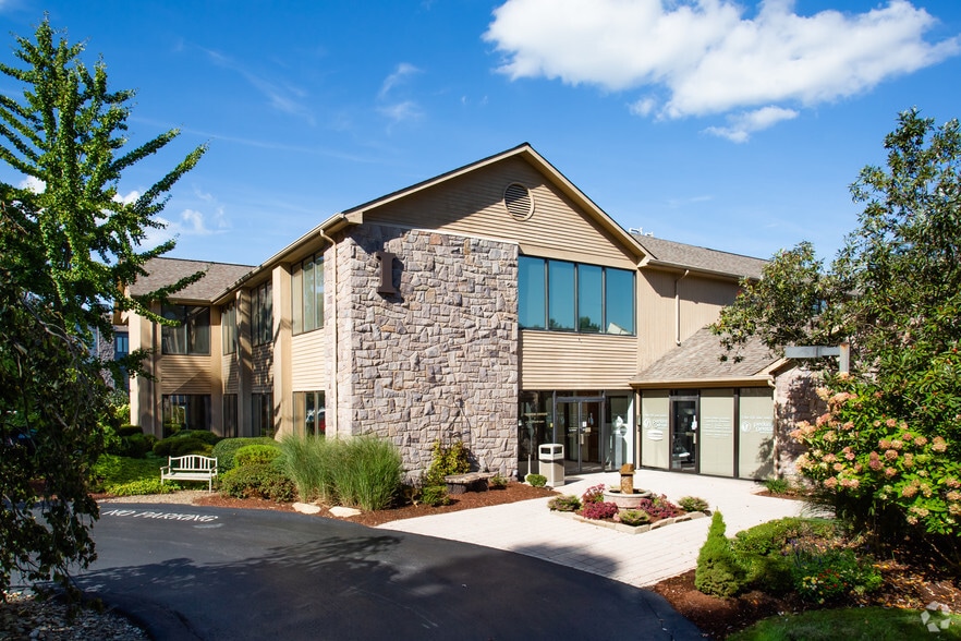 101 Bradford Rd, Wexford, PA for lease - Building Photo - Image 1 of 29