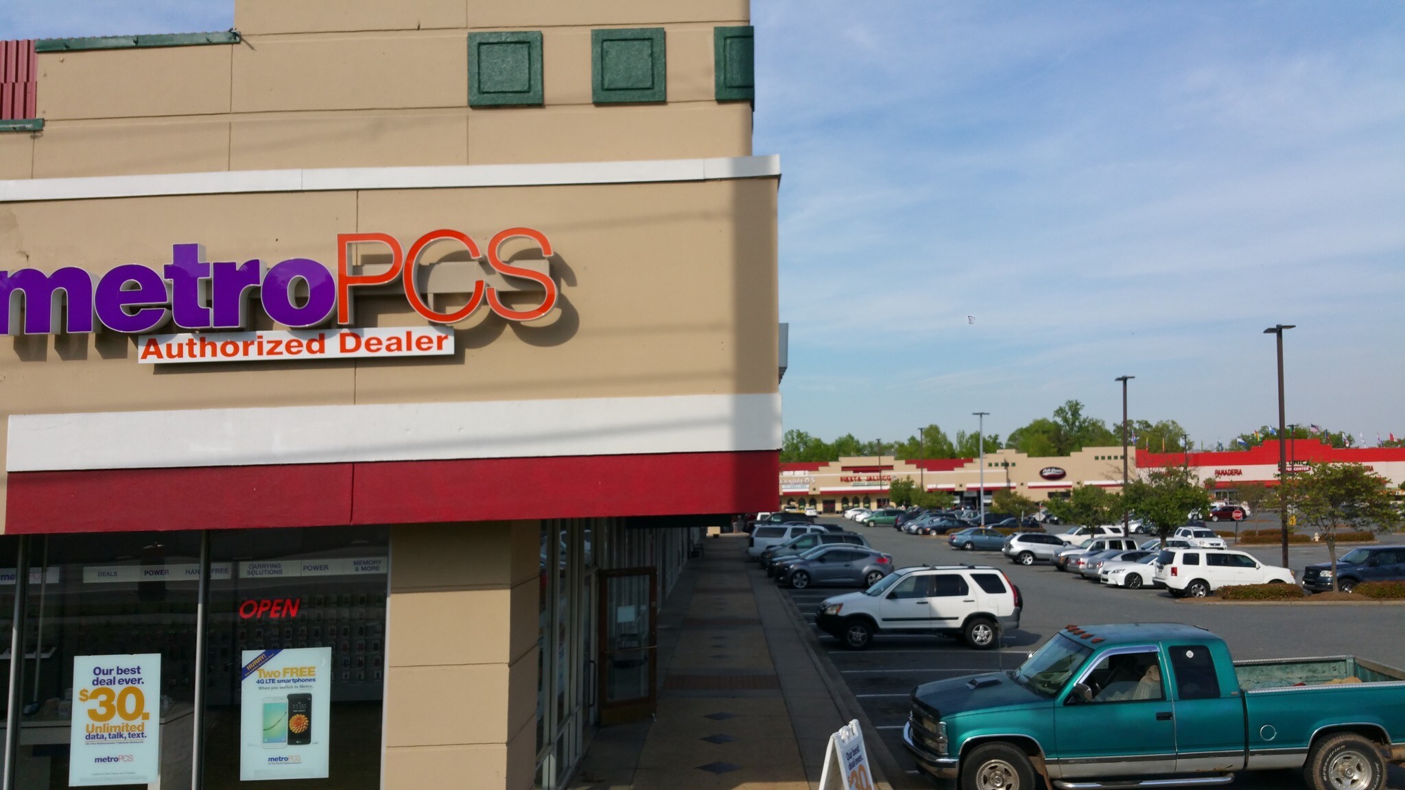 53015323 E Independence Blvd, Charlotte, NC 28212 Independence