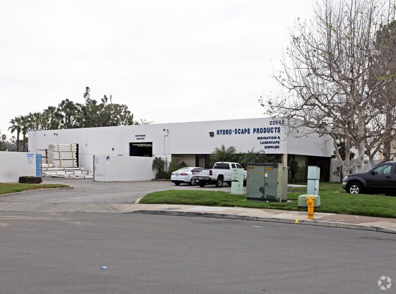 22542 Shannon Cir, Lake Forest, CA 92630