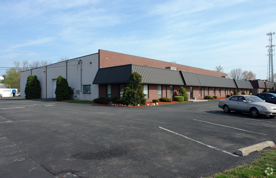 529 Foundry Rd, Norristown, PA for lease - Building Photo - Image 3 of 6