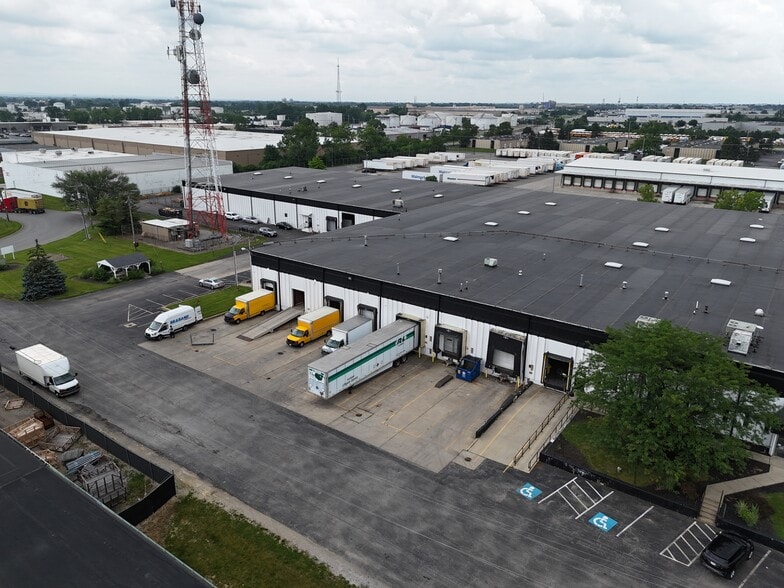 4051 Fondorf Dr, Columbus, OH for lease - Building Photo - Image 3 of 10
