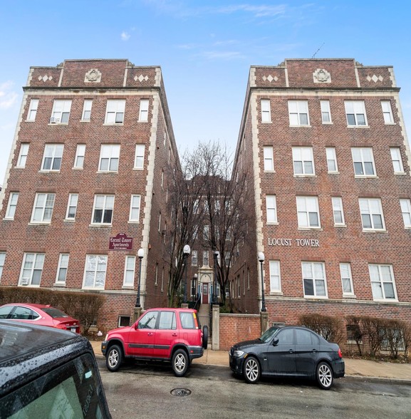 4815 Locust St, Philadelphia, PA for sale - Building Photo - Image 1 of 1