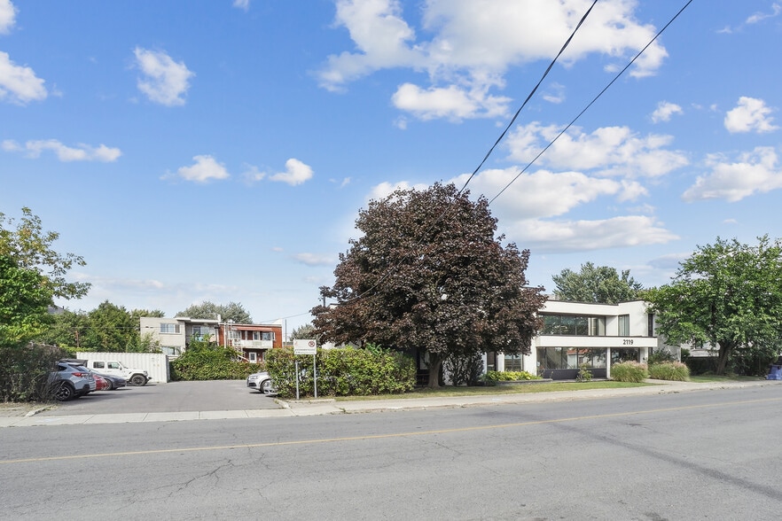 2119 Rue Sainte-Hélène, Longueuil, QC for lease - Building Photo - Image 3 of 12