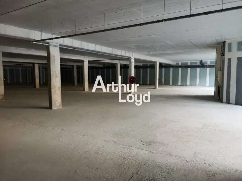 Retail in Cagnes-sur-Mer for lease - Building Photo - Image 3 of 9