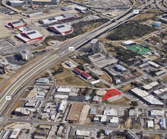 243 Wolfe Rd, San Antonio, TX for sale - Building Photo - Image 2 of 9