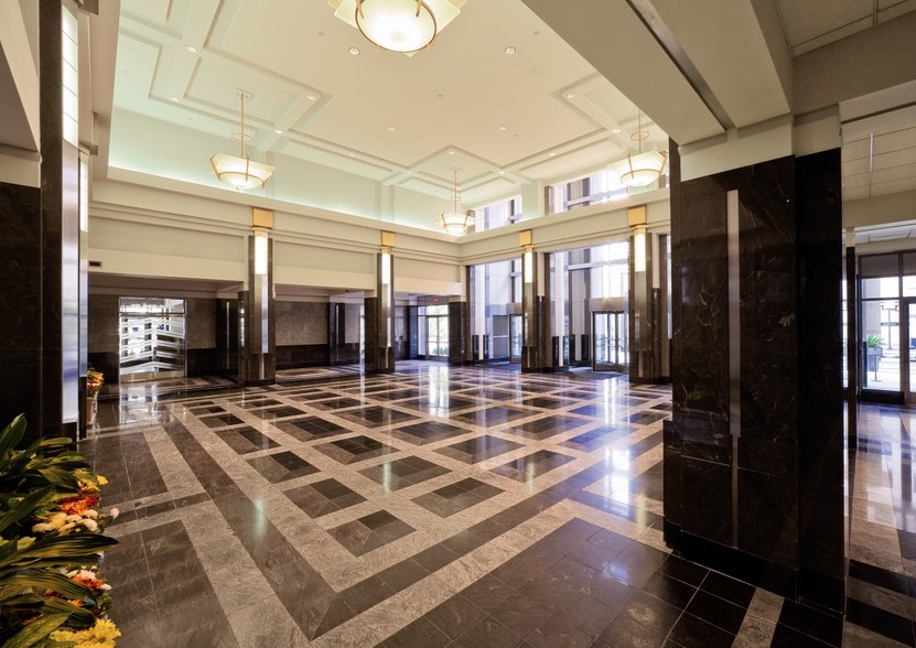 101 Hudson St, Jersey City, NJ for lease - Lobby - Image 2 of 12