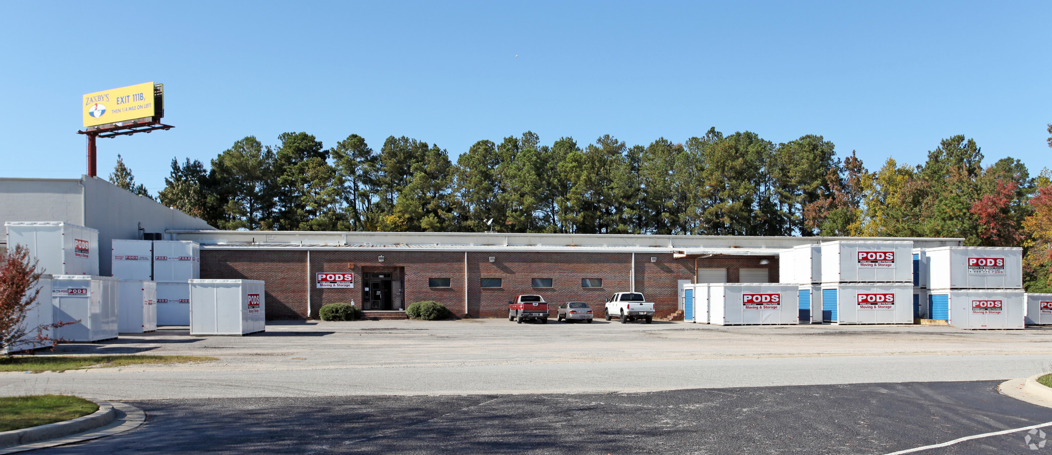 2118-2120 Commerce Dr, Cayce, SC for lease Building Photo- Image 1 of 5