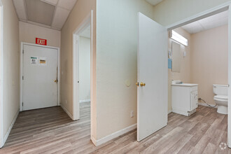 4970 Allison Pky, Vacaville, CA for lease Interior Photo- Image 2 of 9