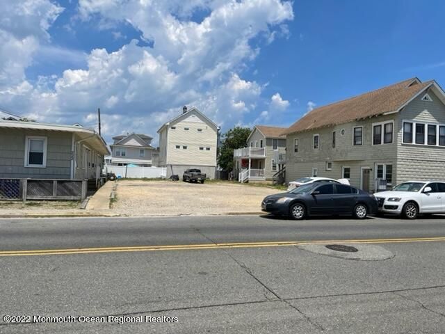 216 Hamilton Ave, Seaside Heights, NJ for sale - Building Photo - Image 2 of 5