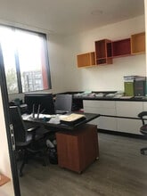 14 Rue Du Bas Taulet, Pélissanne for sale Interior Photo- Image 1 of 7