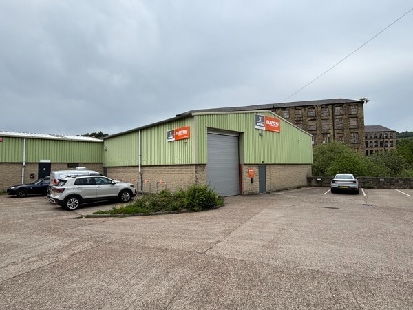 Kiln Hl, Slaithwaite for lease - Building Photo - Image 1 of 3
