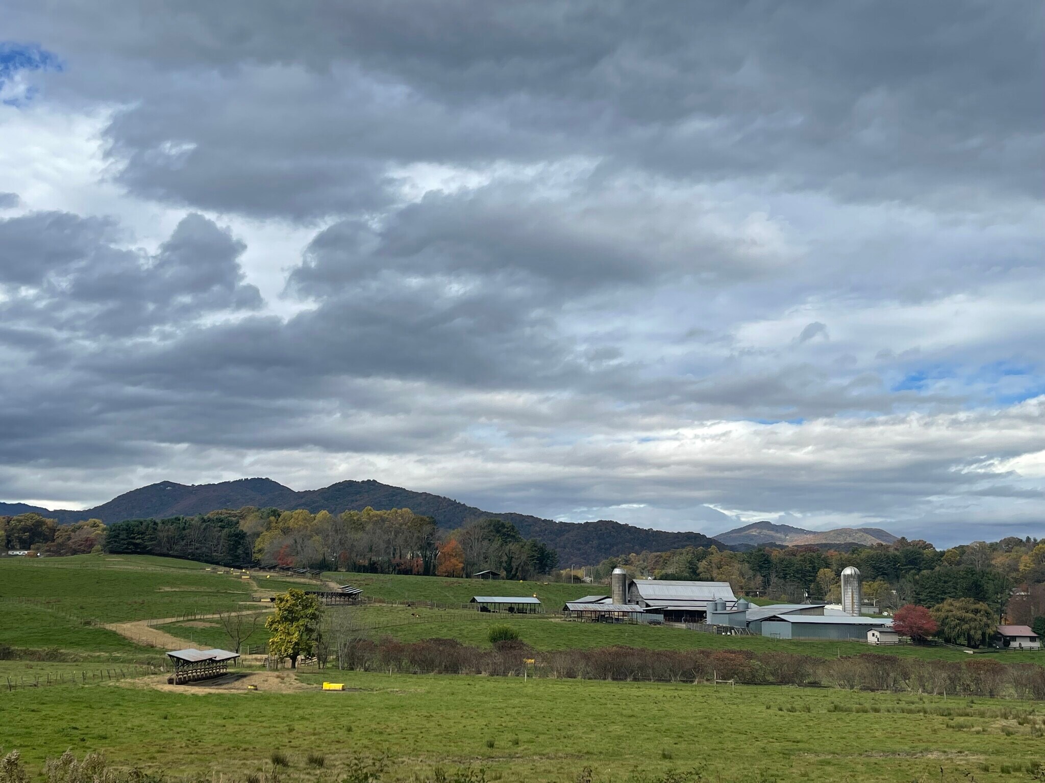 Ratcliff Cove Rd, Waynesville, NC for sale Primary Photo- Image 1 of 7