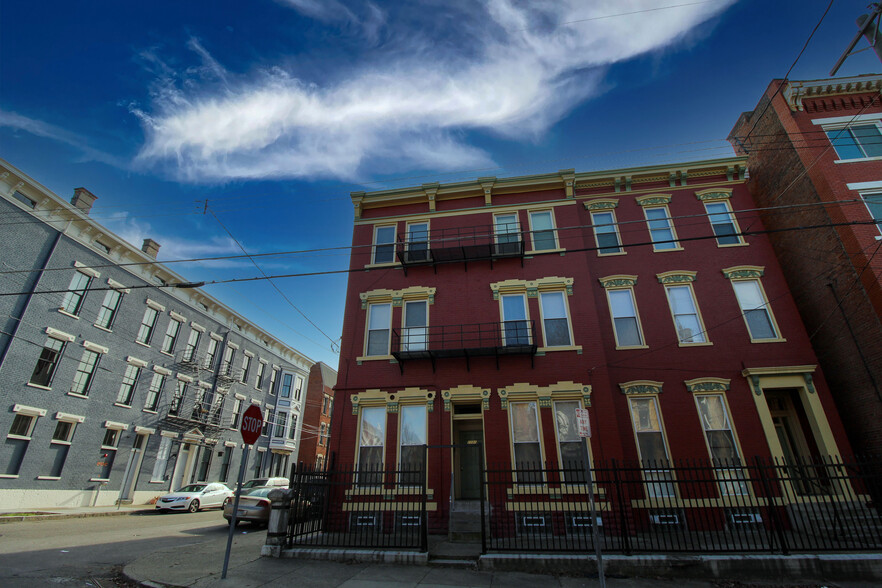 1101 Dayton St, Cincinnati, OH for sale - Building Photo - Image 1 of 1