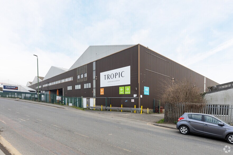 4 Coomber Way, Croydon for sale - Primary Photo - Image 1 of 1