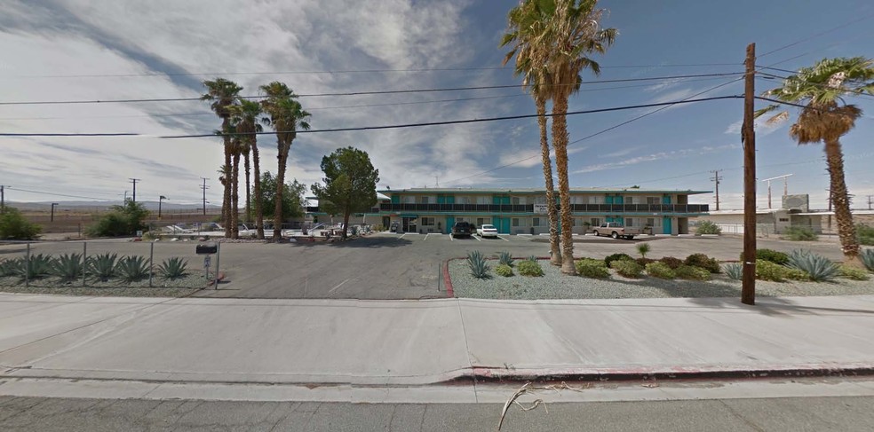 2980 E Main St, Barstow, CA for lease - Building Photo - Image 2 of 14