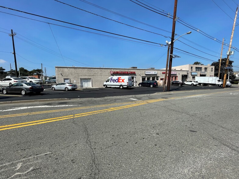 851 Van Houten Ave, Clifton, NJ for lease - Building Photo - Image 3 of 5