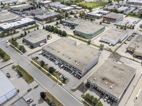 1206 Ringwell Dr, Newmarket, ON - AERIAL  map view - Image1